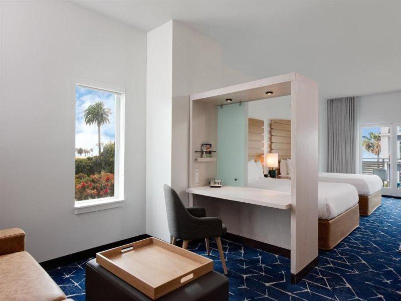 Springhill Suites By Marriott Oceanside Beach Bagian luar foto