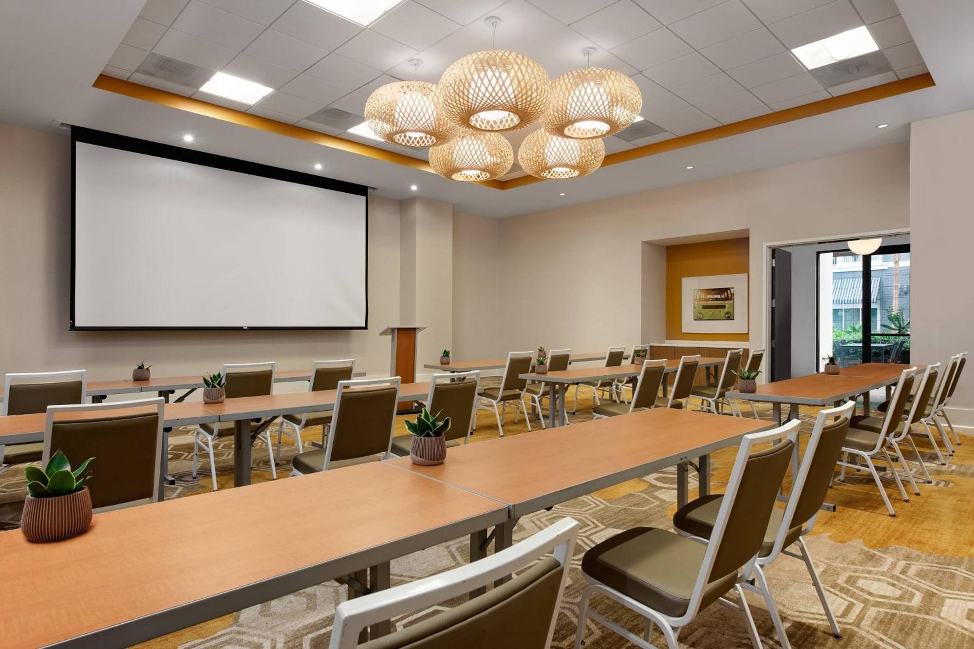 Springhill Suites By Marriott Oceanside Beach Bagian luar foto