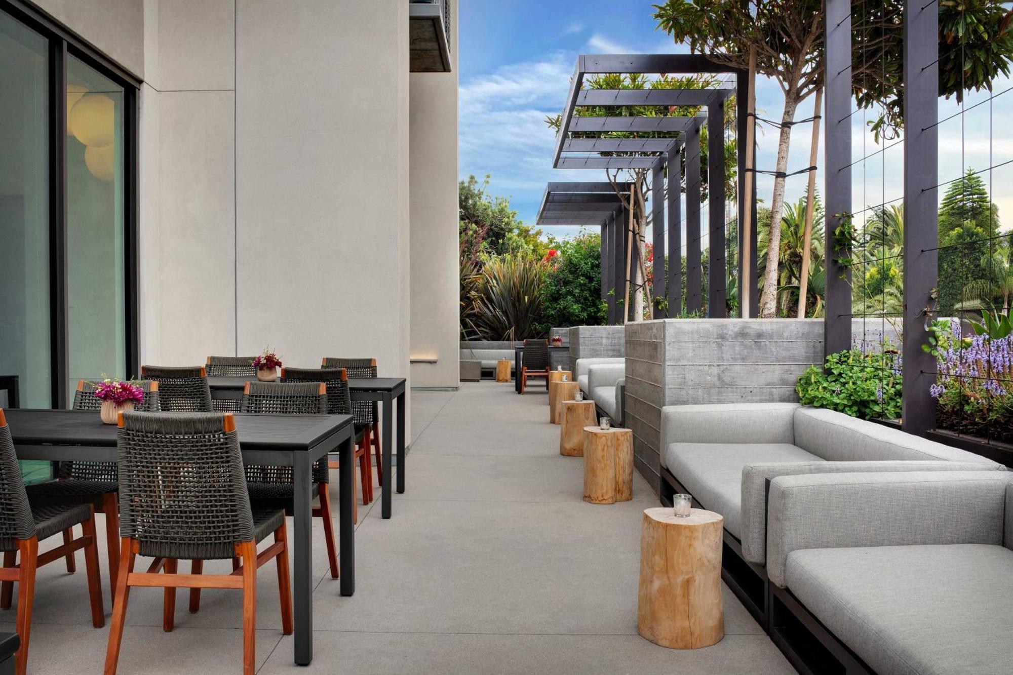 Springhill Suites By Marriott Oceanside Beach Bagian luar foto